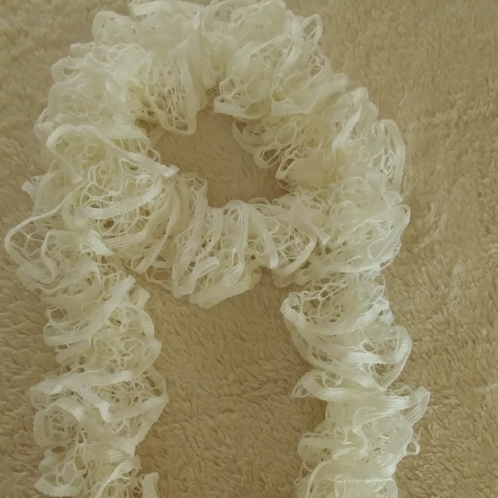 2/$5: White knit scarf